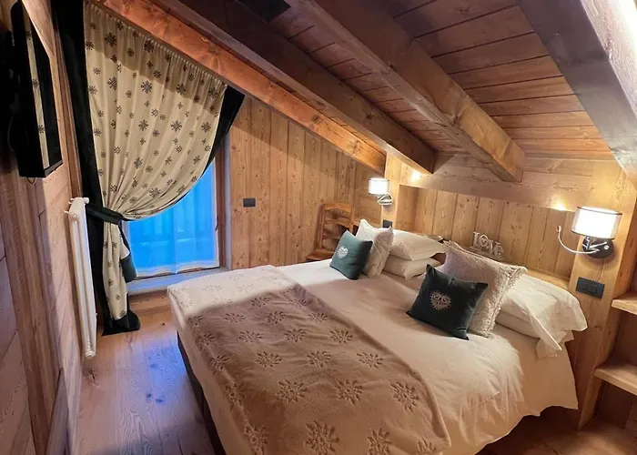 - Accesso Con Codice * Courmayeur