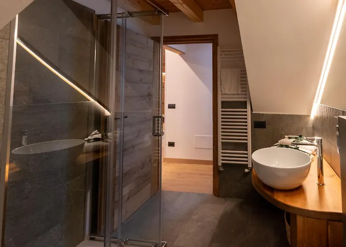 - Accesso Con Codice * Courmayeur